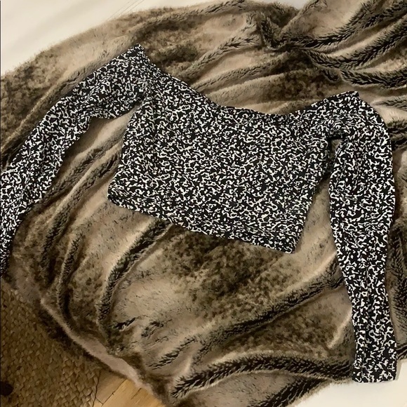 Off shoulder American apparel crop - Speckled! - Picture 1 of 1